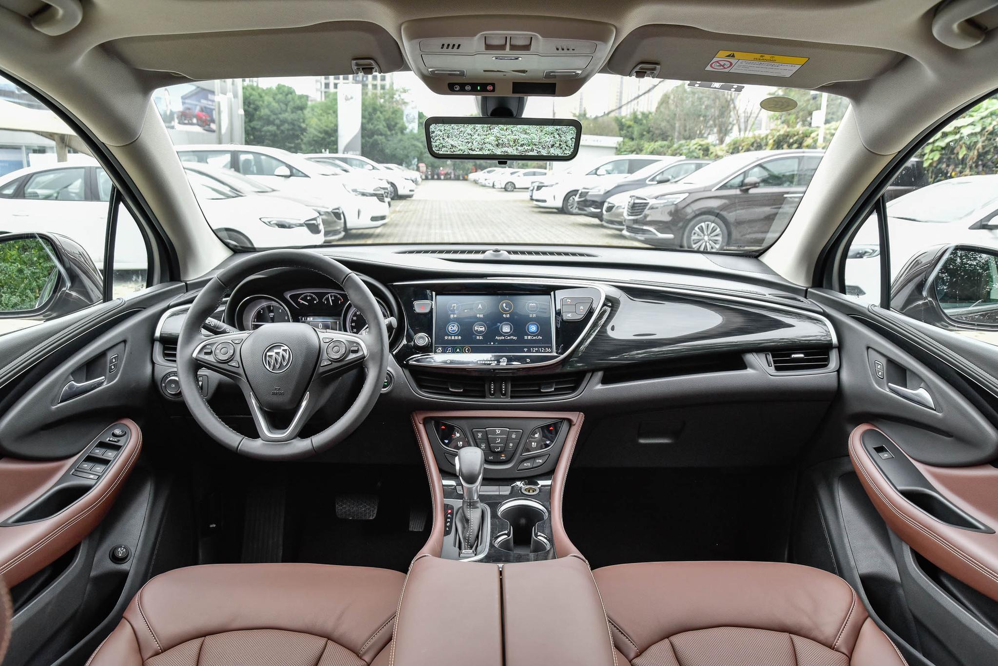 典型的美式SUV别克昂科威：空间大，底盘好，就是内饰可以更好