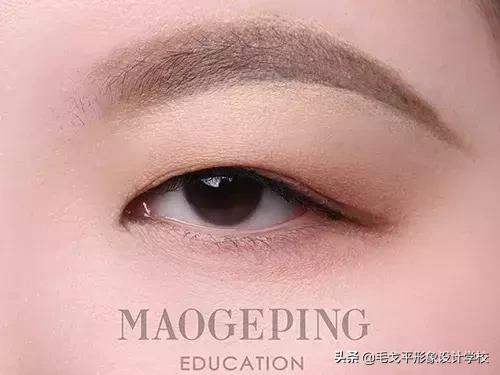 内双无双眼皮贴及假睫毛眼妆教程,没有双眼皮的圆眼怎么画眼线