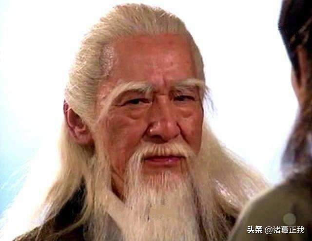 各版本令狐冲施展独孤九剑,东方不败风清扬教令狐冲独孤九剑