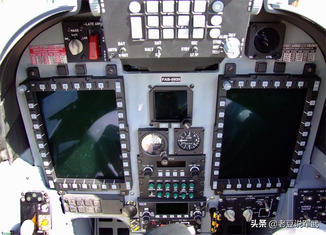 引进巴西螺旋桨攻击机雷达,a-29超级巨嘴鸟攻击机最高时速