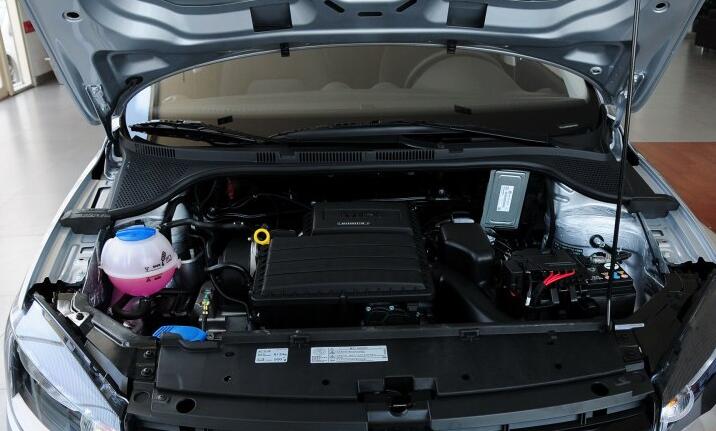 6万公里的捷达和8万公里的雪佛兰景程，4万多适合13年的哪台车