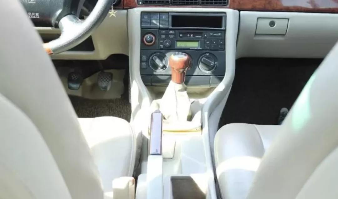 来，兄dei,干了这杯05年的情怀