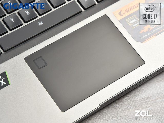 技嘉笔记本aorus17y评测,技嘉游戏本aorus17g屏幕分辨率