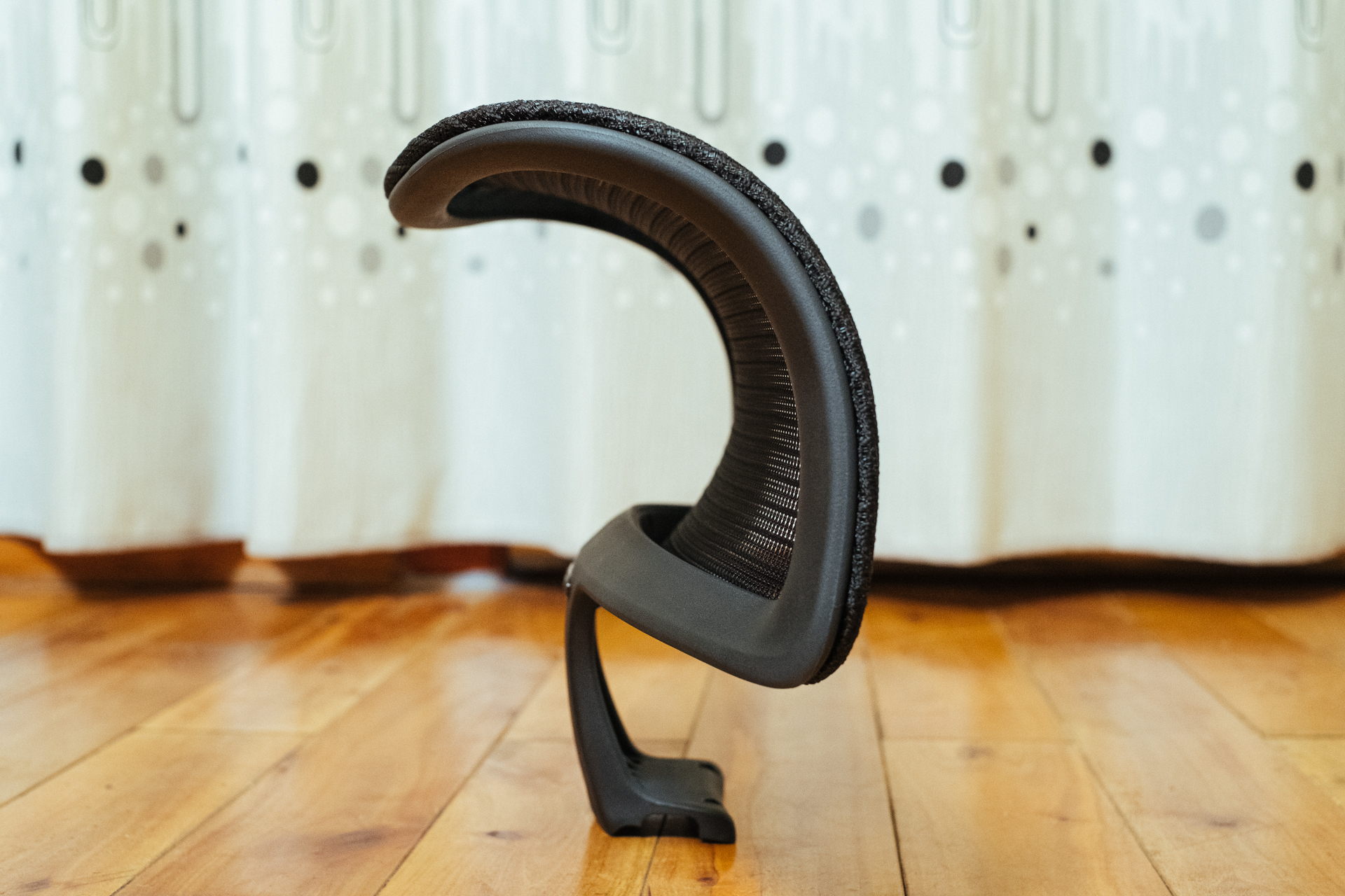 冈村电脑椅测评,冈村contessa一代和二代