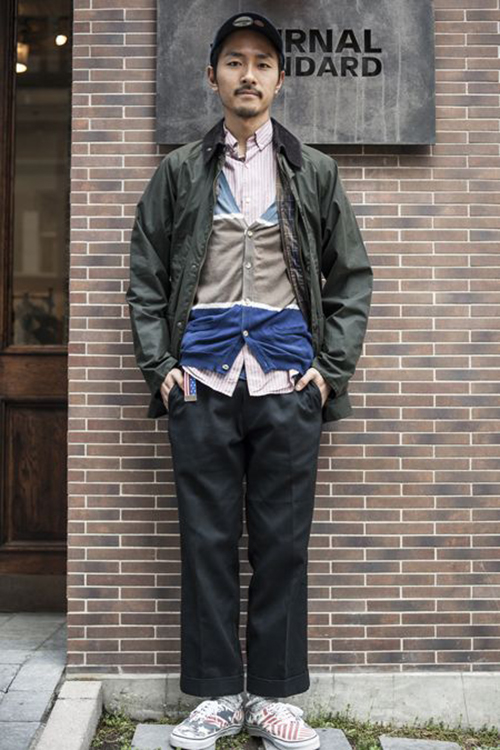 涓婅嚦甯濈帇灏嗙浉涓嬭嚦骞虫皯鐧惧,鑻卞浗鐨囧鍝佺墝barbour