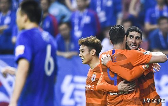 佩莱精彩进球,佩莱进球三分钟