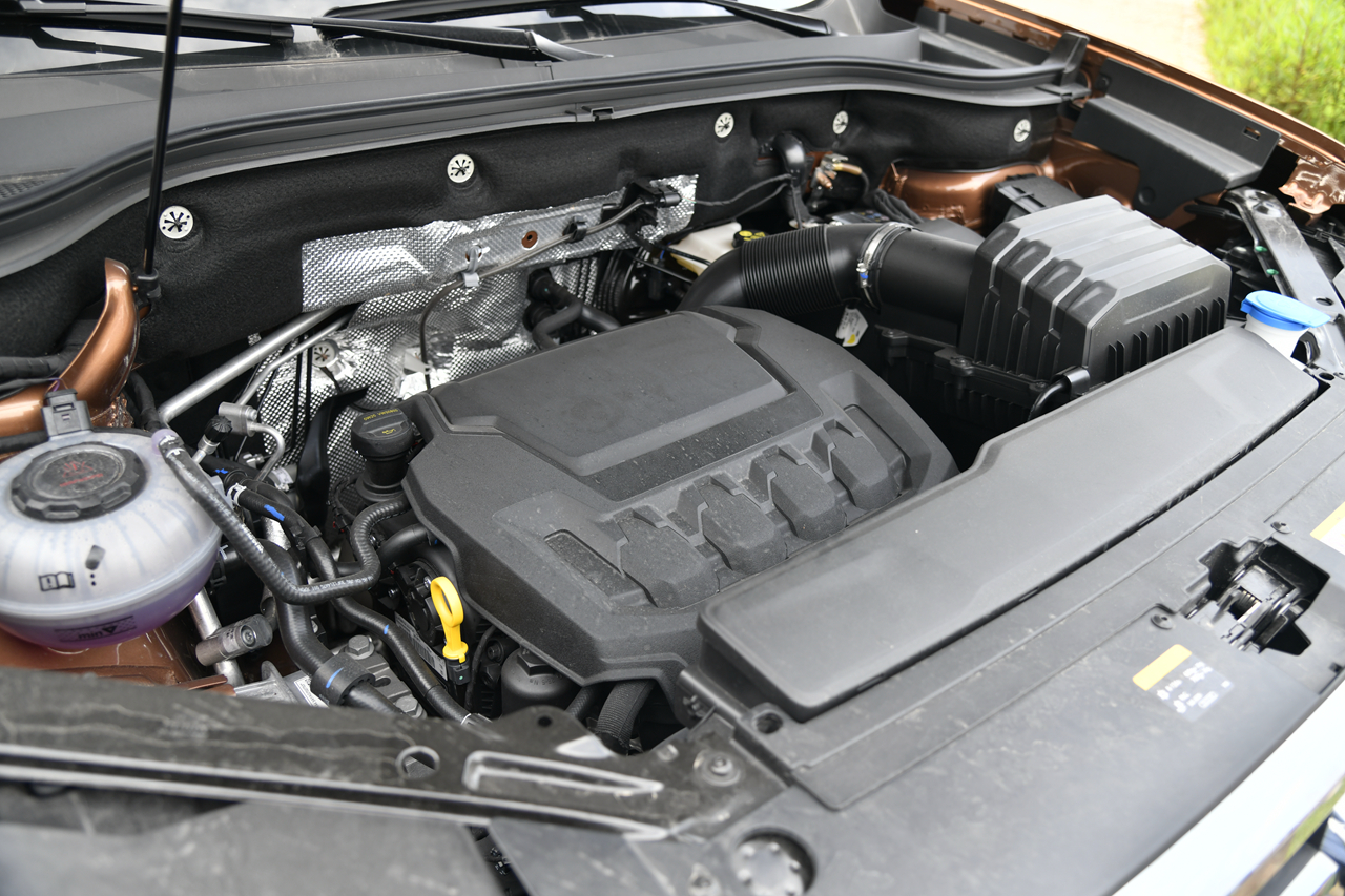 试驾|全新途昂家族内饰终于改变,给躺平青年打个样儿