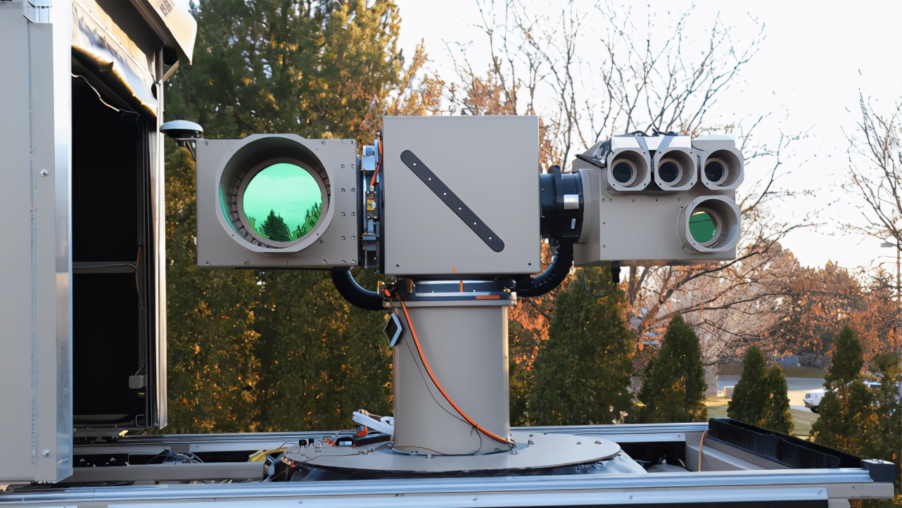 解放军用微波武器击退印军印回应,中国使用微波武器