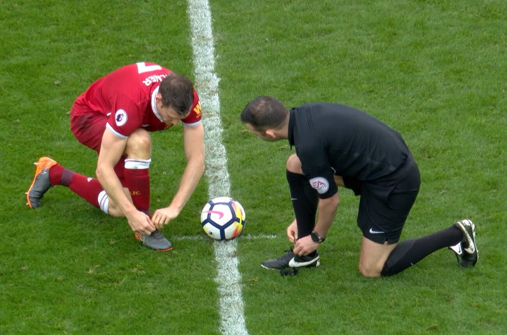 2011世界足坛十大感人瞬间,盘点世界足坛最精彩的十大进球