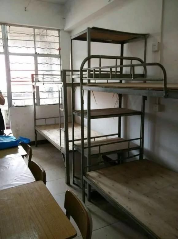 好的大学宿舍和差的大学的对比,大学宿舍差距大