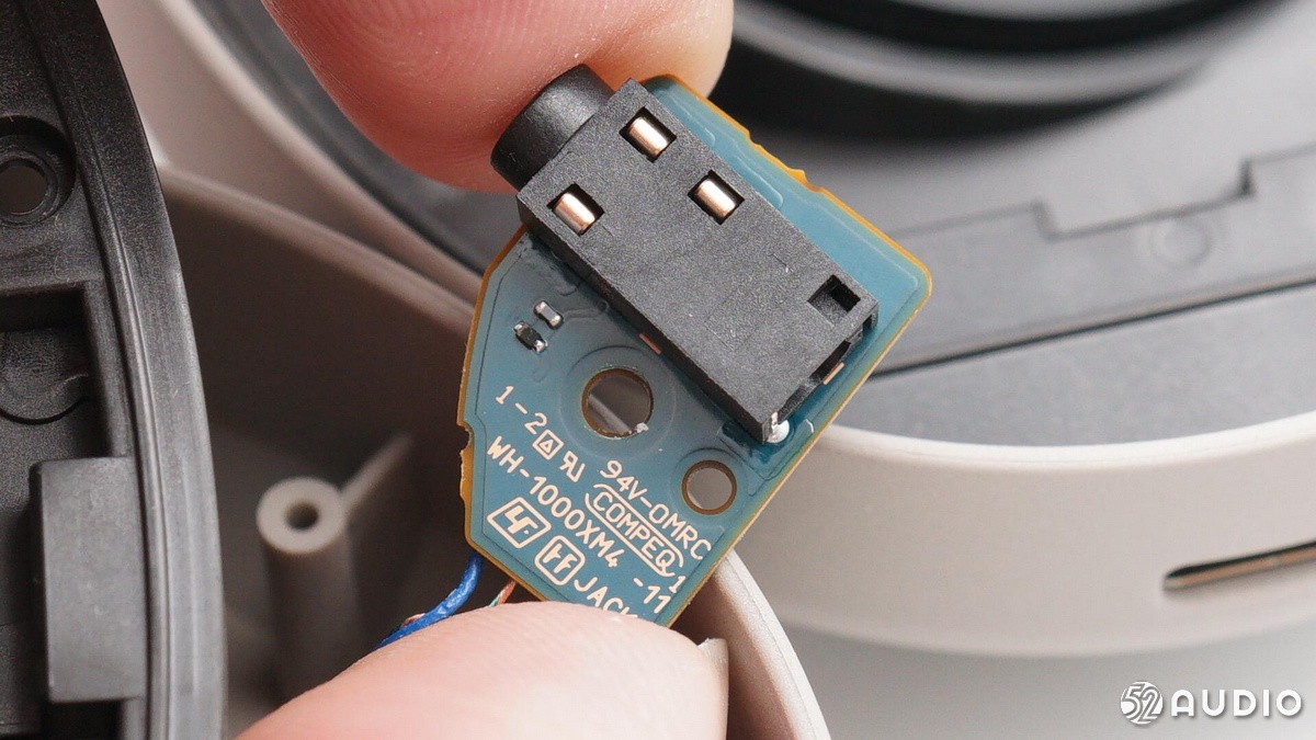 索尼耳机wh1000xm4拆卸视频,索尼wh-1000xm4全球购