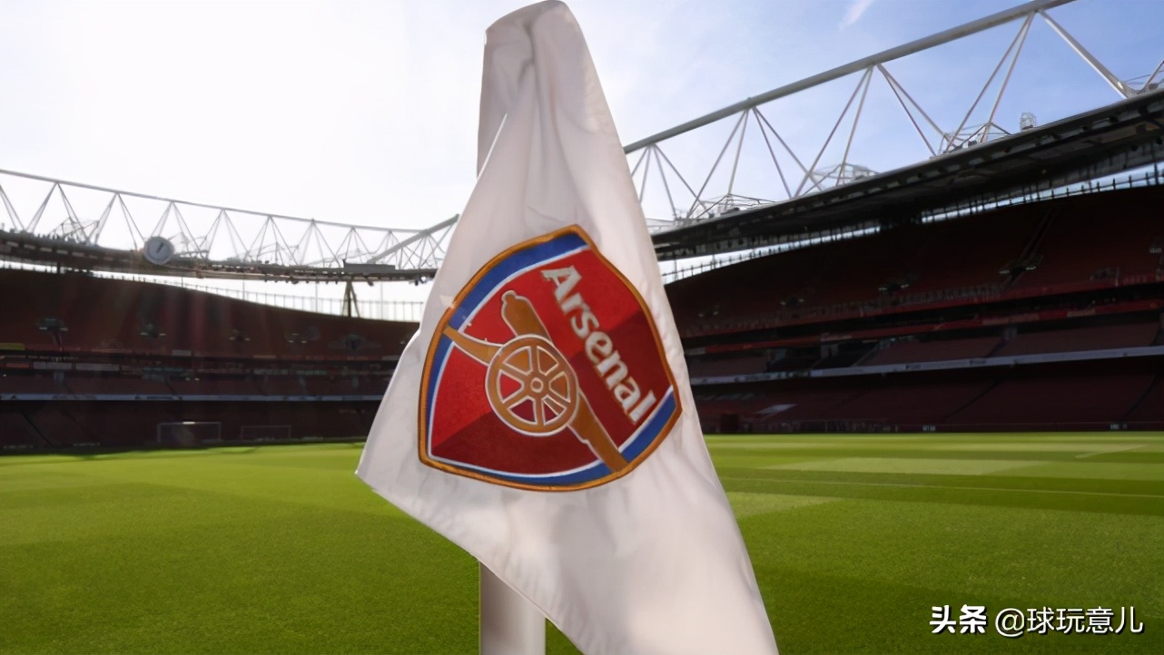 三连胜掩盖不了隐忧：24年老臣隐退后，阿森纳球探系统面临崩塌