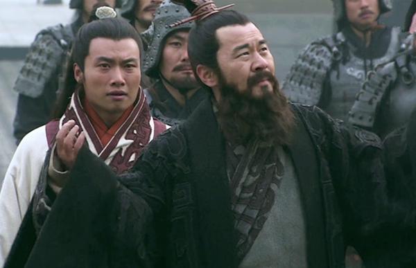 官渡之战为什么曹操能打过袁绍,曹操在官渡之战打败了谁