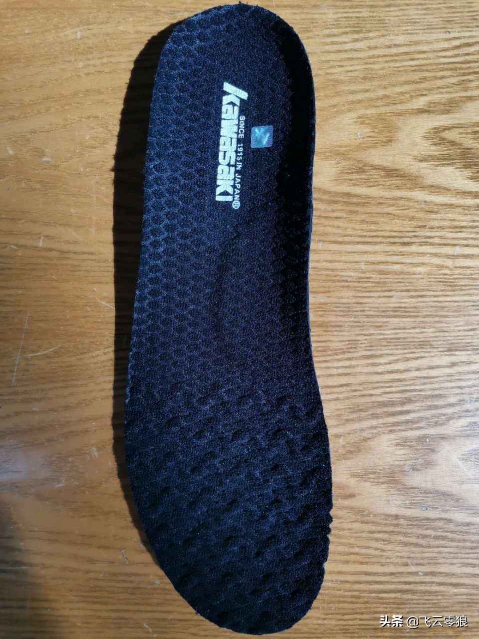 中羽评测刀锋7500,中羽论坛入门羽毛球鞋