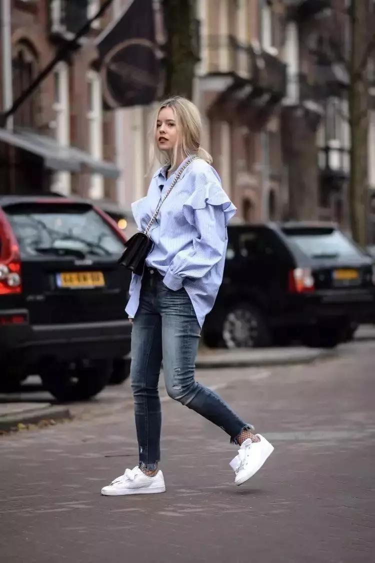 买一双平底的小白鞋,想买便宜的小白鞋怎么搜