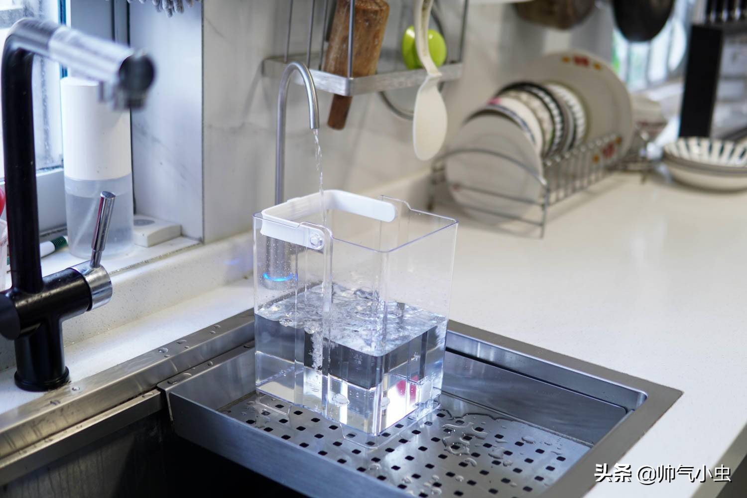 小米饮水机开箱,小米有品即热式立式饮水机1099