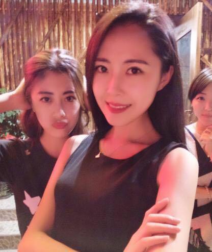 输球不输人！中国国足众员晒出娇妻照，网友：完虐德国男足太太团