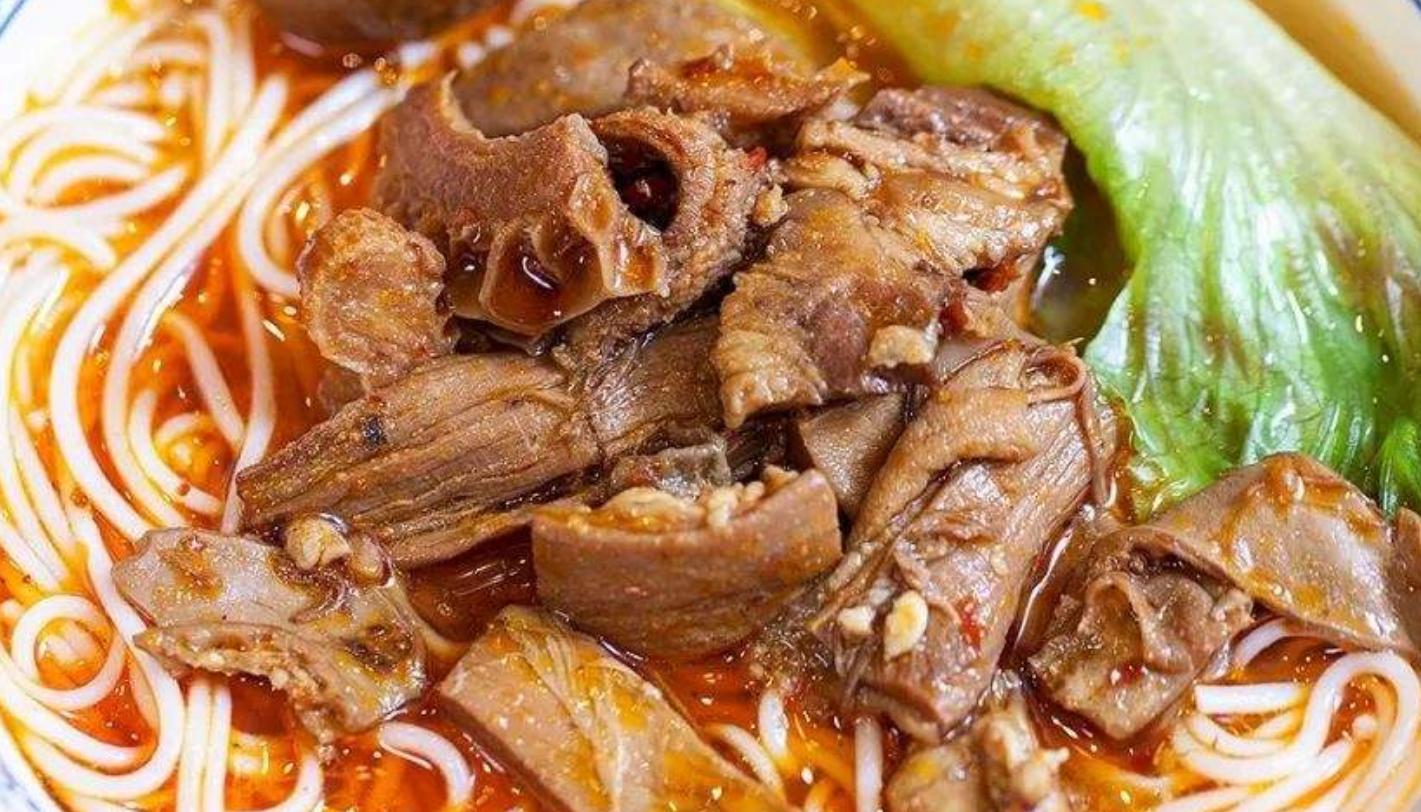 坛焖牛腩牛杂超下饭,牛杂炖土豆的做法味道浓香贼下饭