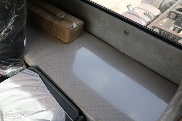 6.2米解放龙v国五2017款,解放龙vh6米8货车口碑怎么样