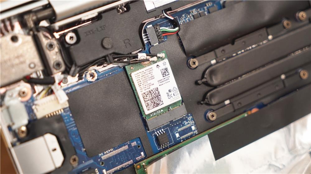 mx250满血版和残血版,惠普战66六代2023酷睿游戏测评