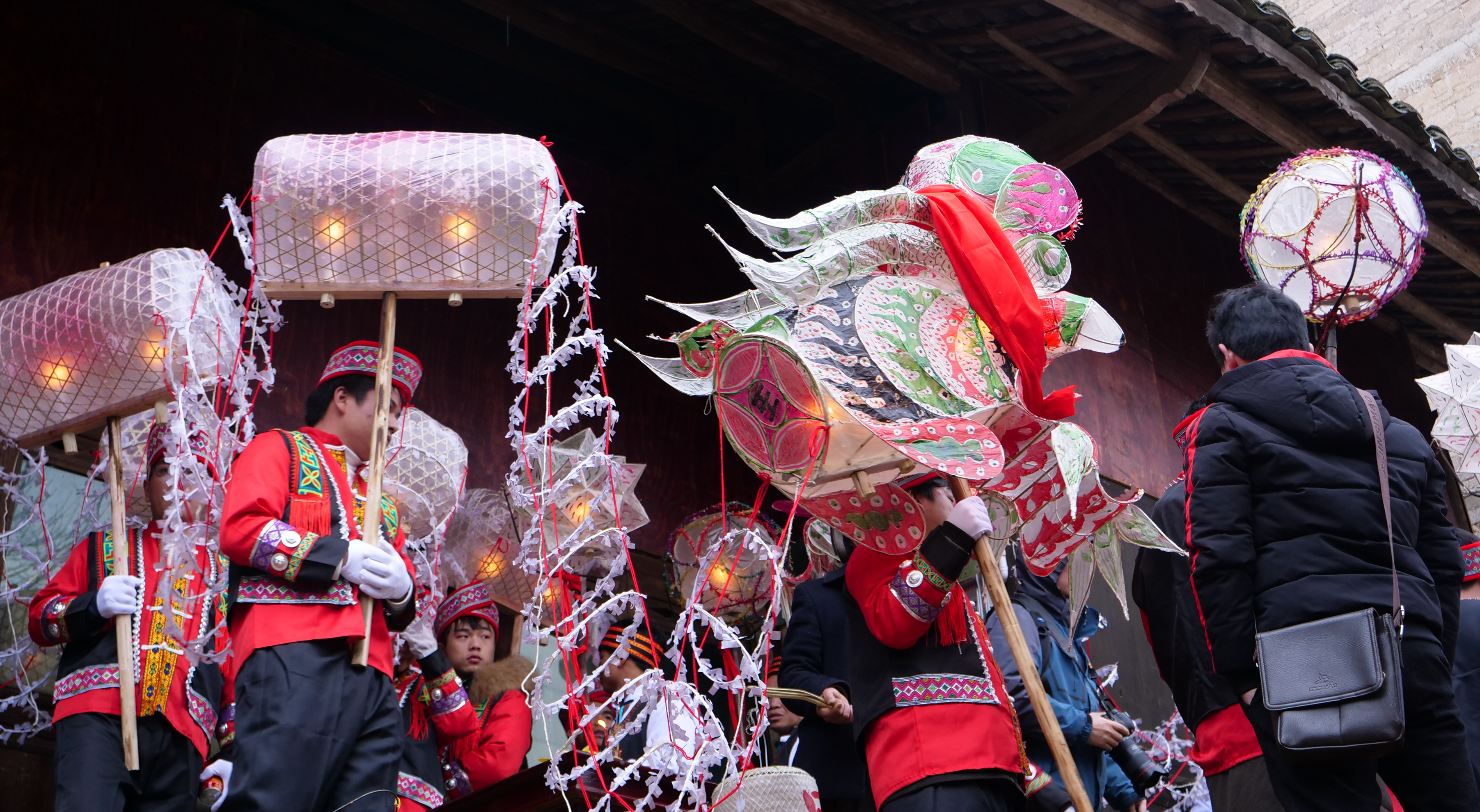 龙脑袋,龙脑袋配色
