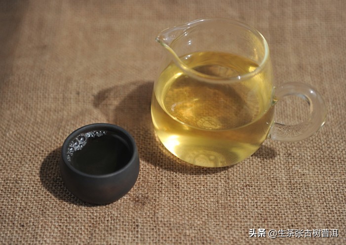怎么冲泡普洱生茶才能更好喝呢,那卡古树普洱生茶冲泡口感涩