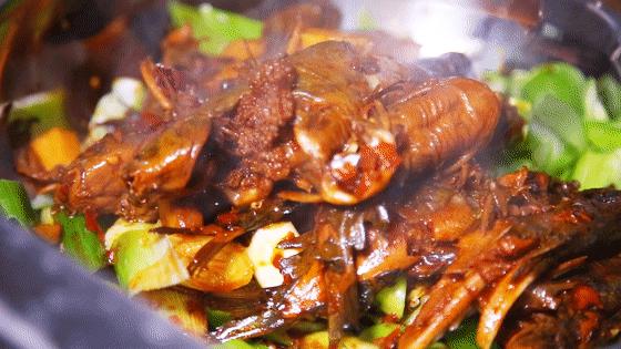 隐藏在巷子里的地锅鸡好吃,这家藏在巷子里的30年老字号