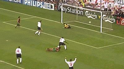 古典前腰和进攻型中场,那些年传奇中场