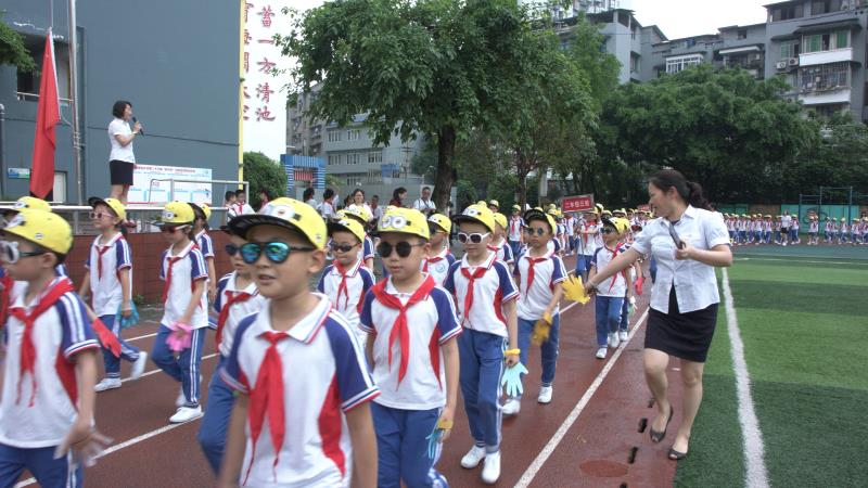 鲤鱼池小学生运动会,鲤鱼池小学重庆