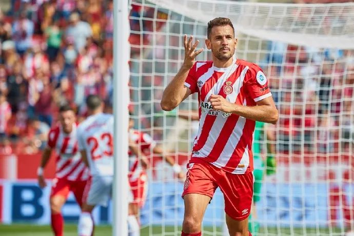 梅西穷追猛赶才反超，他们是西甲半程最佳前锋！