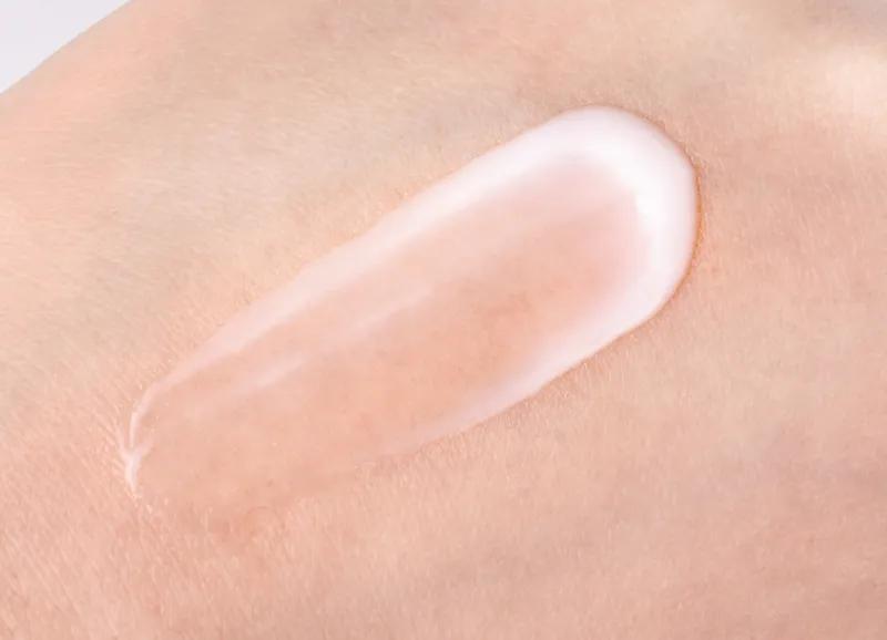 眼霜推荐去细纹黑眼圈平价,自己用过的一款眼霜推荐给大家