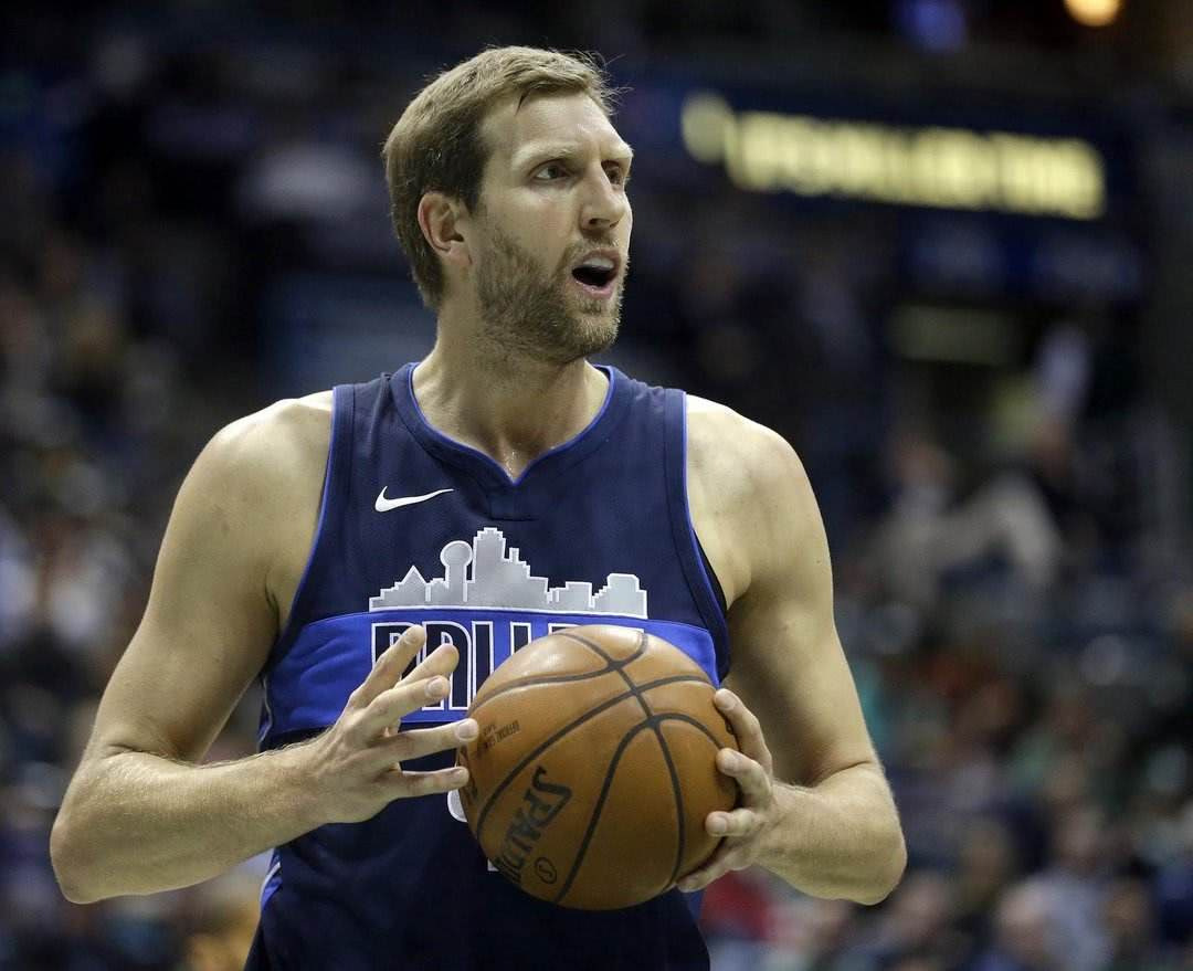 詹姆斯和贾巴尔总得分,詹皇得分总分数能超过贾巴尔吗