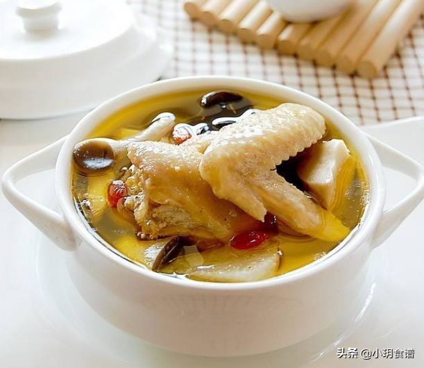 美国人感恩节为什么吃火鸡,美国感恩节每年大约吃掉多少火鸡