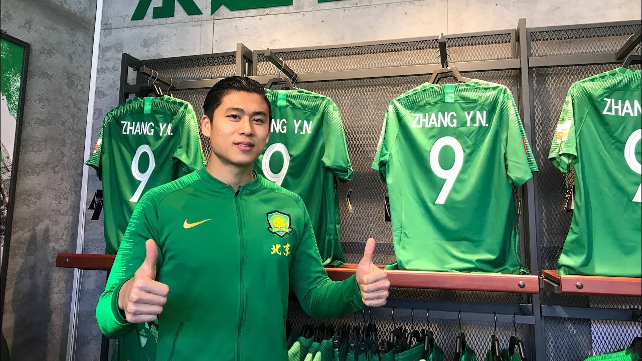 「狐说球事」中日韩足球论战，三位新星谁是下一代亚足巨星？