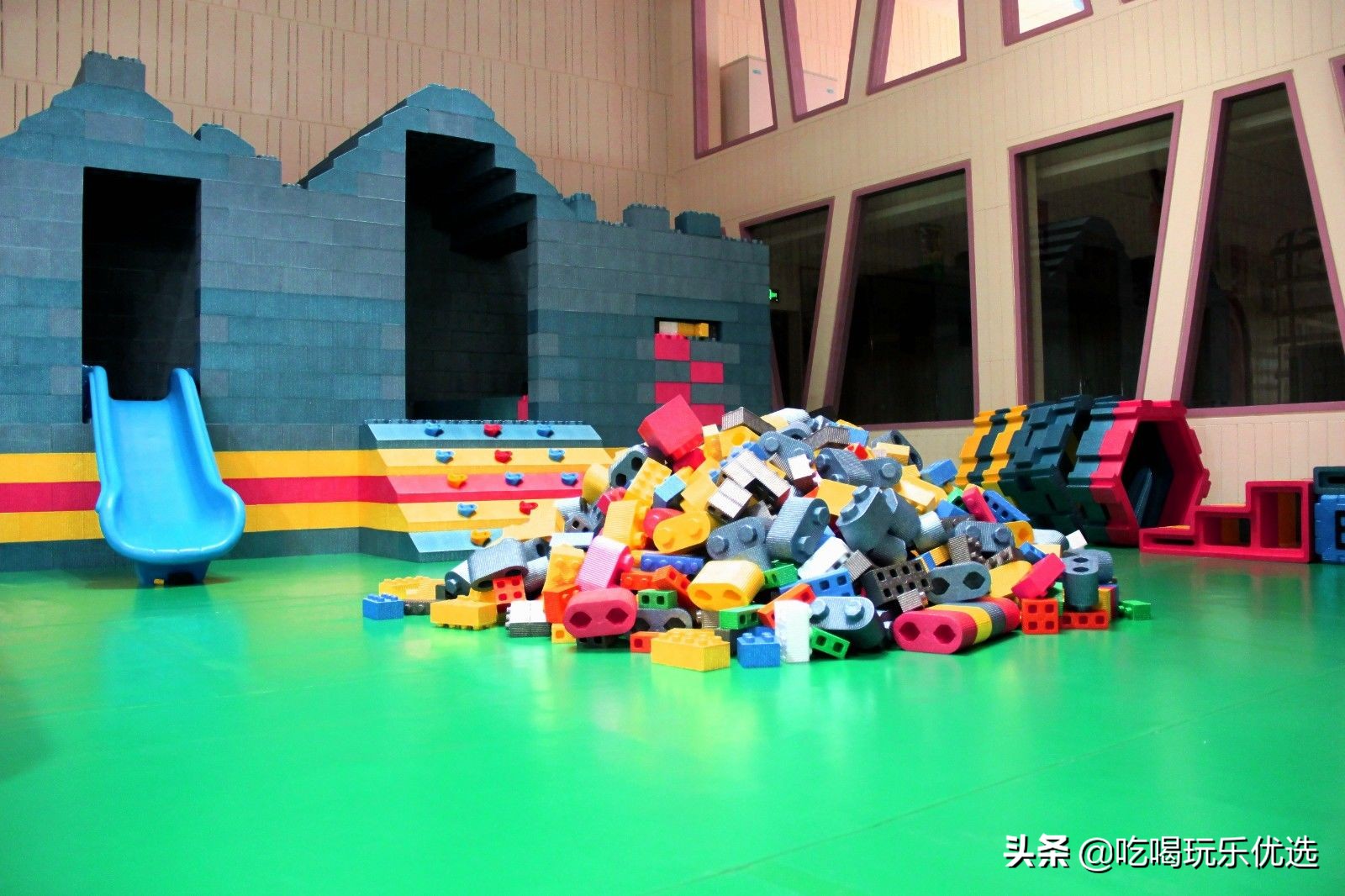 79元速抢!西安从零到壹体智乐园,13000㎡超级童话空间