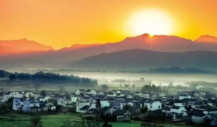 成龙捐收藏全部古建筑,成龙的古建筑和收藏品是什么