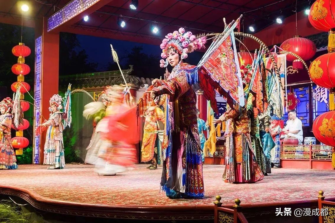 成都最好耍的一条街,成都最潮的街在哪里