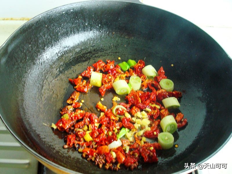 墨鱼仔吃过绝对回味无穷,风干墨鱼仔怎么吃