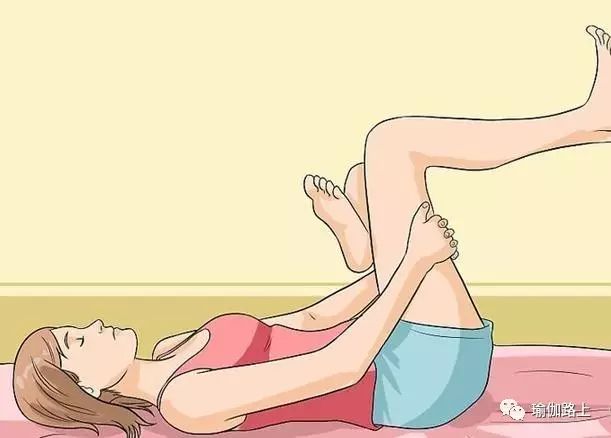 睡前瑜伽10分钟入门,经典睡前瑜伽让你躺着也能瘦