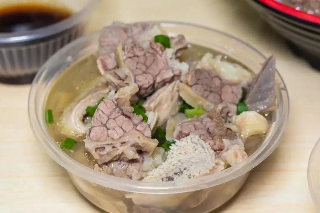 广州哪里有正宗化州糖水,为啥广州遍地都是猪脚饭