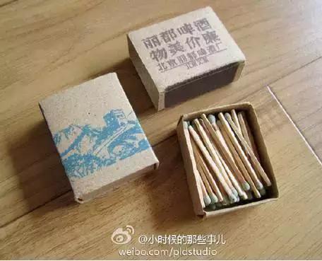 他用一只彩笔毁掉了所有人的童年，却也承包了所有人的笑点