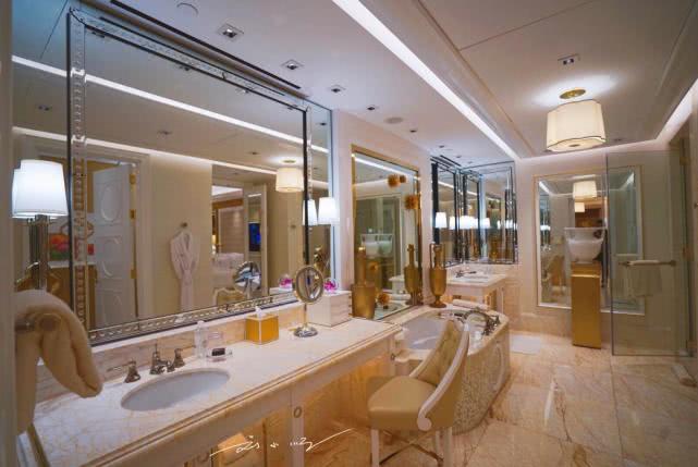 澳门总共有几个豪华酒店,澳门的酒店是全世界最多的吗