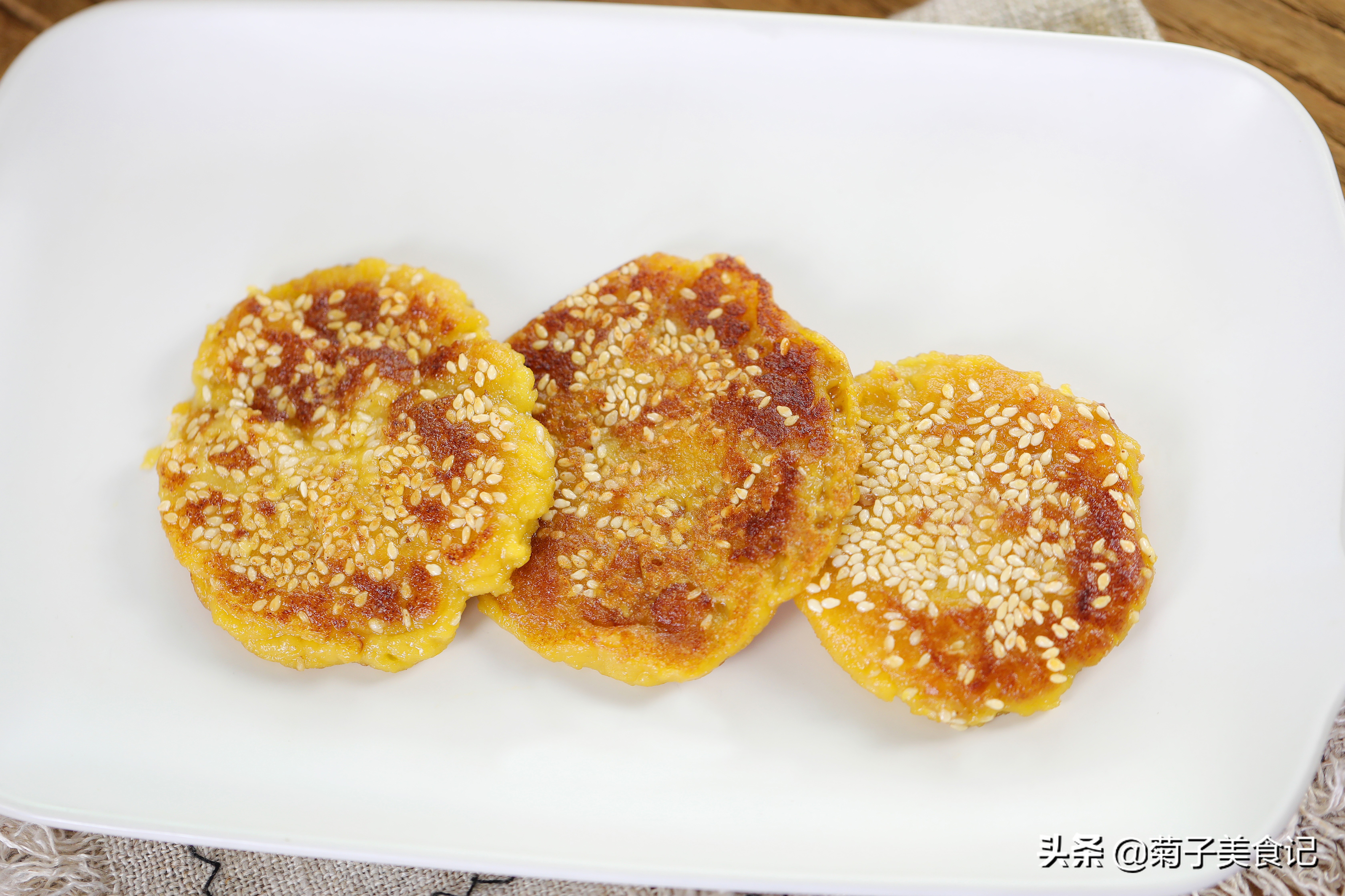 柿子饼空腹吃行吗,脆柿子可以做柿子饼