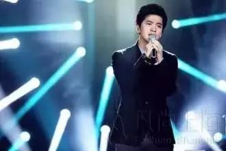 李健清华大学唱功,斯文理工男李健