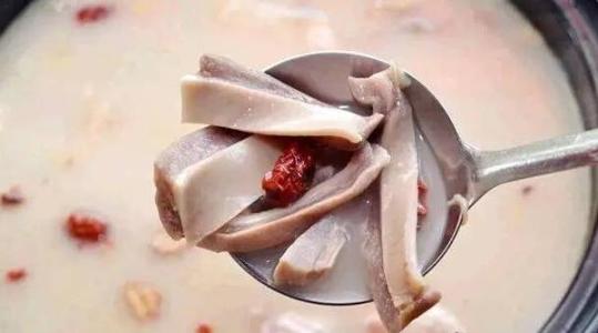 胃不好吃猪肚养胃吗,胃病吃猪肚炖什么养胃