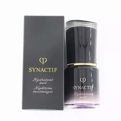 别傻了，你以为她们是真的惨么？