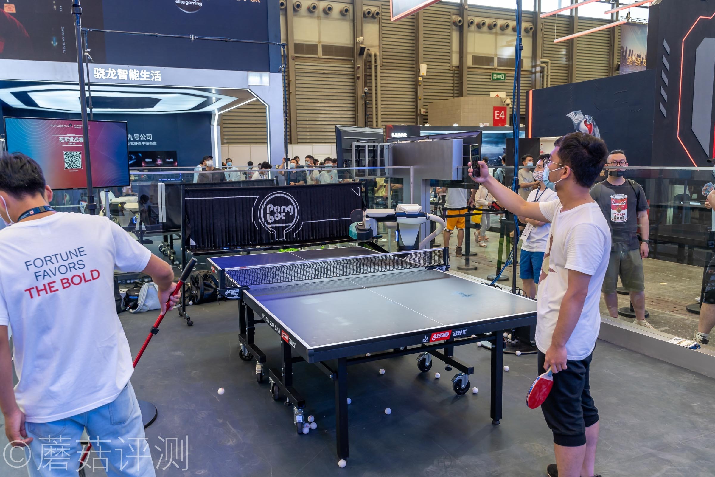 又有啥好玩的？蘑菇带你逛ChinaJoy2021，硬件、车和漂亮的小姐姐