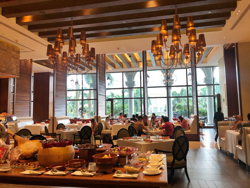 澳门mezza9自助餐在哪里买便宜,澳门海鲜自助餐排行榜前十名