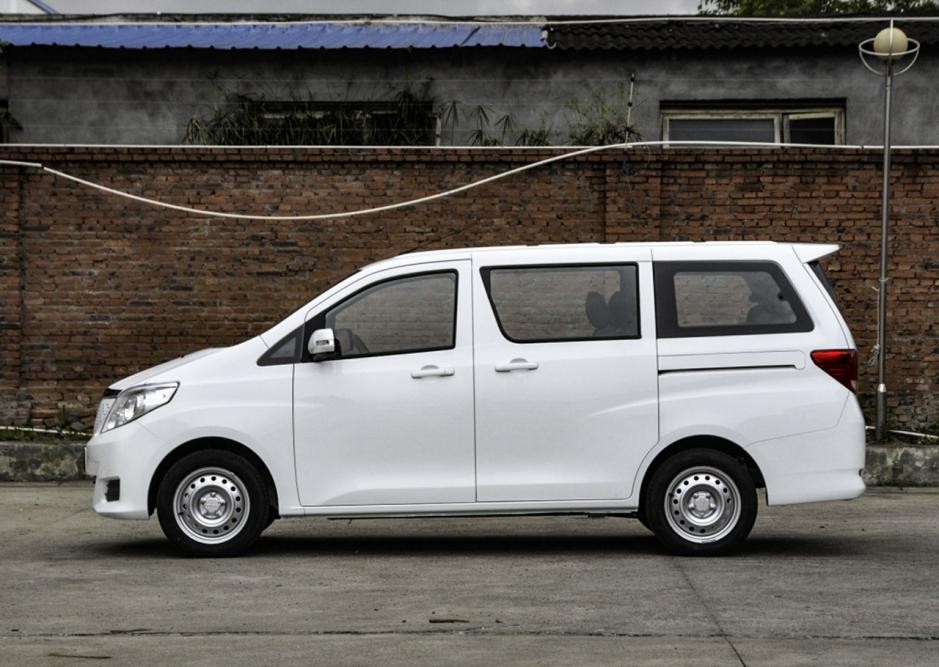 野马2022新款新能源mpv,福特野马纯电suv最新款