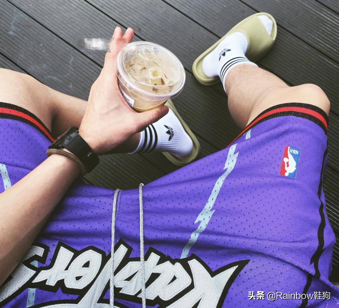 为什么yeezyslide有的很贵有的便宜,yeezyslide什么鞋